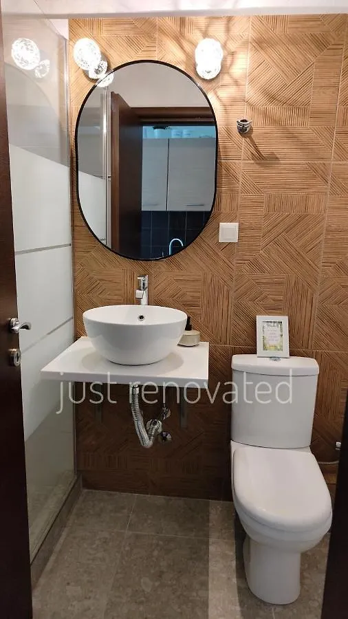 City Center Fresh Studio #Self Check In# Salonic